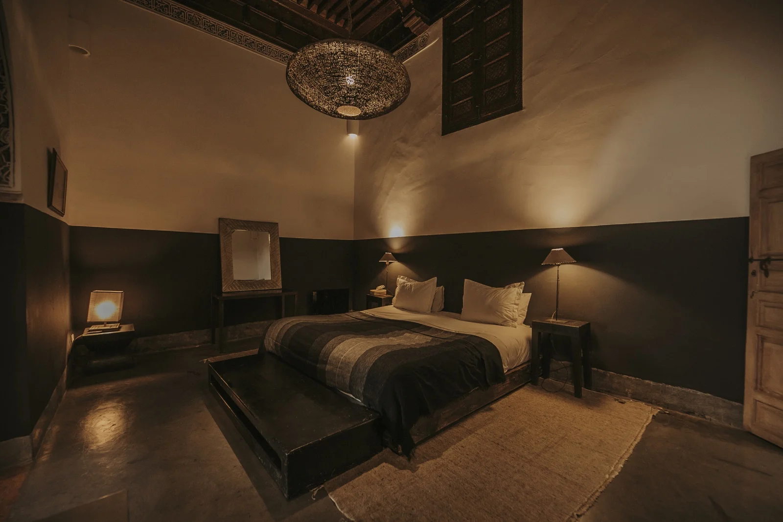 The Douiria King Suite at Dar Zelda and its 18th-century ceremonial salon with painted-cedar ceiling — view 4